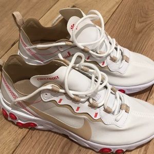 Nike sneaker women size 7